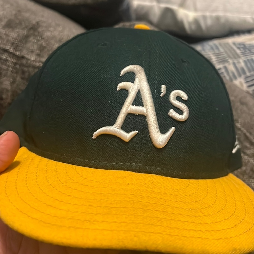 Oakland A’s 7 5/8 new era hat